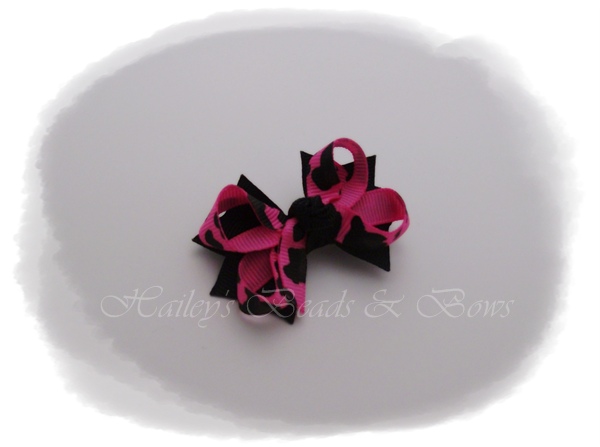 Hot pink animal print-small baby hair bows, baby bows, tiny bows, toddler bows, boutique hair bows, two tone hair bows, layered hair bows